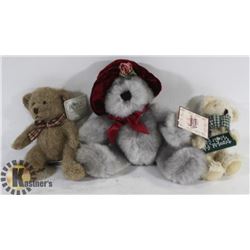THREE VINTAGE COLLECTIBLE TEDDY BEARS