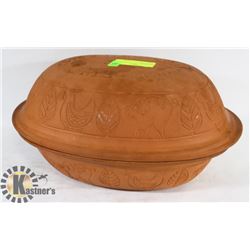 ROMERTOPF CLAY COVERED BAKING DISH