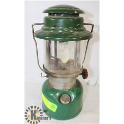VINTAGE COLEMAN 335 LANTERN