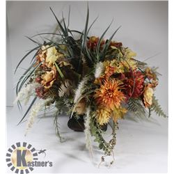 LARGE SHOWHOME BOUGUET