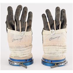 Sergei Zalyotin's Soyuz TM-30 Flown Sokol Gloves