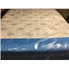 Image 3 : KING SIZE BEAUTYREST PILLOW TOP RECHARGE WORLD CLASS ELITE - SOFT - MED