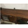 Image 3 : 2 PCE LONG CABINET WITH PATTERNED GLASS DOORS & SLATE ACCENTS (62" X 18" X 25") & SIDE TABLE WITH