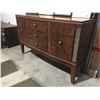 Image 2 : CHINA CABINET & HUTCH 4-DOOR & 3 DRAWERS, BEVELED GLASS, LIGHTED & MATCHING BUFFET