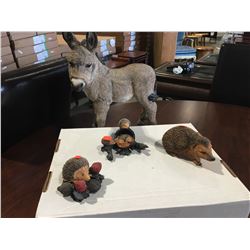 4 PCE COUNTRY ARTIST FOR THE DISCERNING "THE NATURAL WORLD" BURRO & 3 ASSTD HEDGEHOGS
