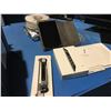 Image 2 : CREATOR PRO 3D PRINTER WITH 4 SPOOLS OF FILAMENT, IPAD MINI & 3D SCANNER