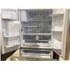 Image 2 : SAMSUNG TWIN COOLING PLUS 36" WITH IN-DOOR WATER & ICE (SMALL DENT IN LOWER FREEZER DOOR)