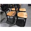 Image 3 : 4 KITCHEN WOOD DINING CHAIRS - GREAT CONDITION
