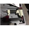 Image 2 : 3 STAPLE GUNS