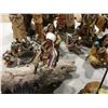 Image 4 : GROUP OF NATIVE AMERICAN FIGURINES - 17 PCE