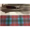 Image 2 : BOX LOT OF RED CANOE NATIONAL HERITAGE BRANDS 100% MERINO WOOL TARTAN SCARVES WITH CREATIVE TEA