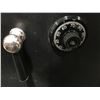 Image 2 : WOODLINE SARGENT & GREENLEAF INC NICHOLASVILLE KENTUCKY SOLID STEEL COMBINATION SAFE ON ONE WAY