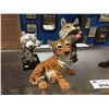 Image 1 : HUNTER ARTS NUMBERED SAND CAST STATUES (BABY TIGER H22571, WOLF HEAD H20372N & WHITE TIGER HEAD