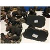 Image 2 : GROUP OF BEAR FIGURINES (APPROX 8 PCE)