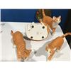 Image 2 : GROUP OF 4 ORANGE TABBY CAT FIGURINES