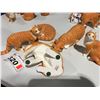 Image 2 : GROUP OF 4 ORANGE TABBY CAT FIGURINES - A