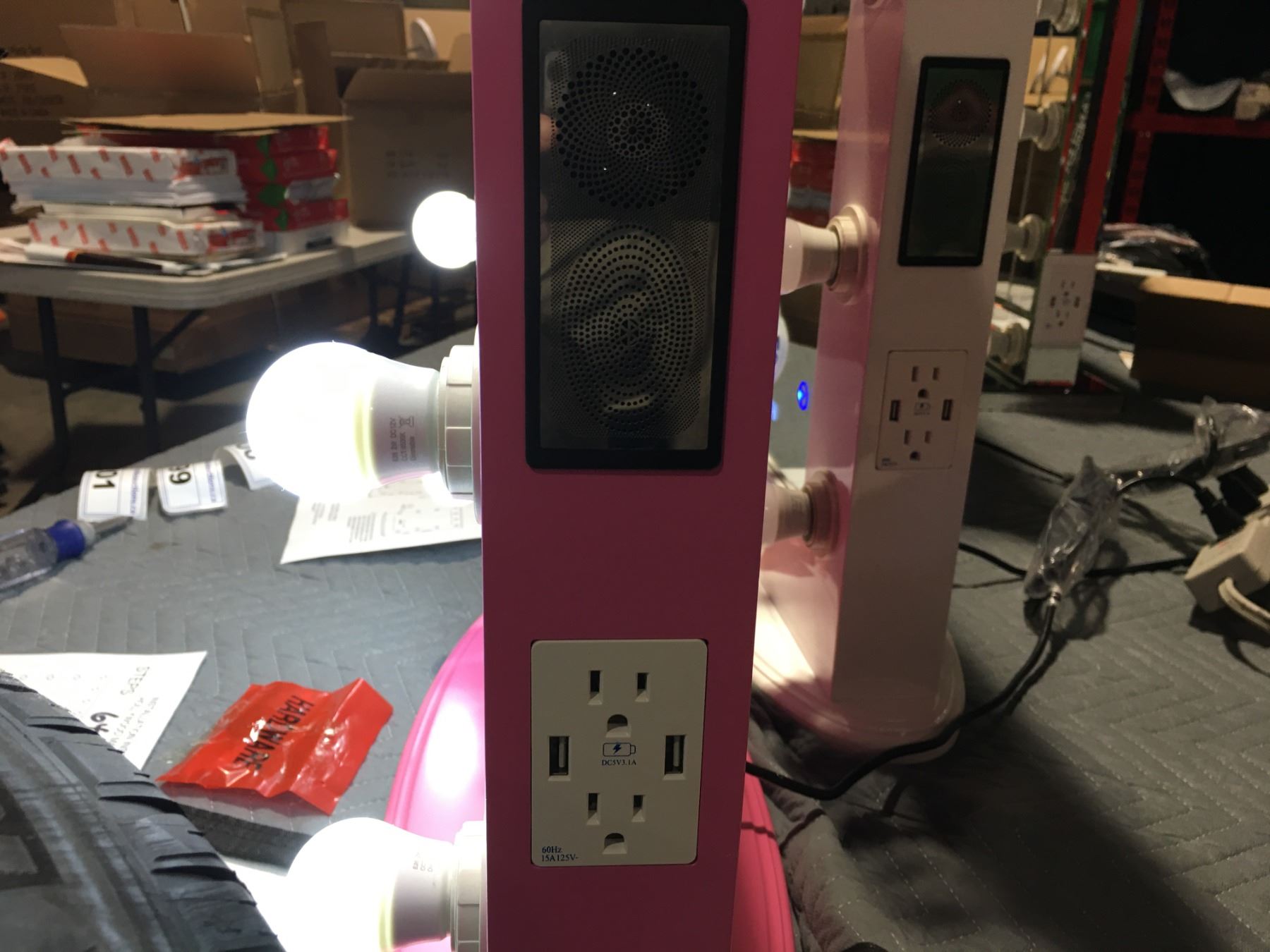 FONTAINEBLEAU 10 LED LIGHT VANITY MAKEUP MIRROR WITH BLUETOOTH SPEAKERS & USB PLUG (PINK) 19.75 X smart vanity mirror with lights and bluetooth speakers