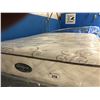 Image 1 : SIMMONS BEAUTYREST CONNAISSEUR QUEEN SIZE MATTRESS