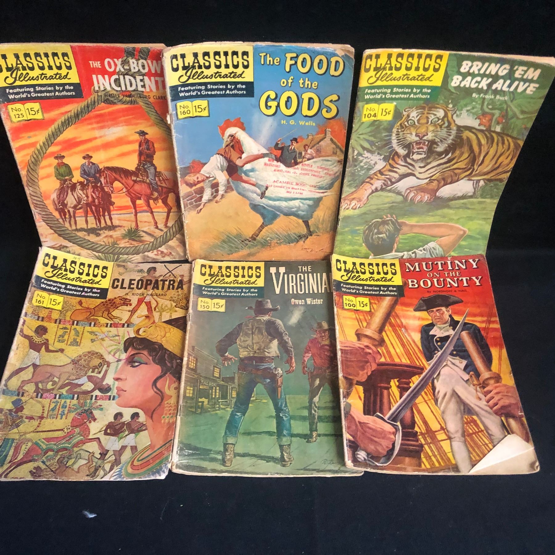 Classic Comics VINTAGE CLASSICS ILLUSTRATED COMIC BOOK LOT