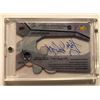 Image 2 : WAYNE GRETZKY SIGNED UPPER DECK GLACIAL GRAPHS CARD