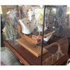 Image 1 : Spanish Galleon Model Ship In Display Case
