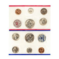 1961 P & D (5) Coin U.S. Mint Sets