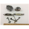 Image 1 : POCKET KNIVES, LIGHTERS, SKELETON KEYS