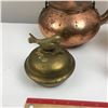 Image 5 : BRASS AND COPPER LOT TEA POT DISH ETC