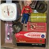 Image 2 : MISC LOT COLEMAN CAN SCALE FLINTSTONES NIGHT LIGHT