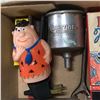 Image 4 : MISC LOT COLEMAN CAN SCALE FLINTSTONES NIGHT LIGHT