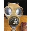 Image 2 : WWII CANADIAN GAS MASK