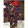 Image 2 : LOT OF JEWELRY