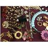 Image 3 : LOT OF JEWELRY