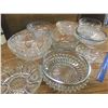 Image 9 : LOT OF GLASS SERVING BOWLS AND DISHES