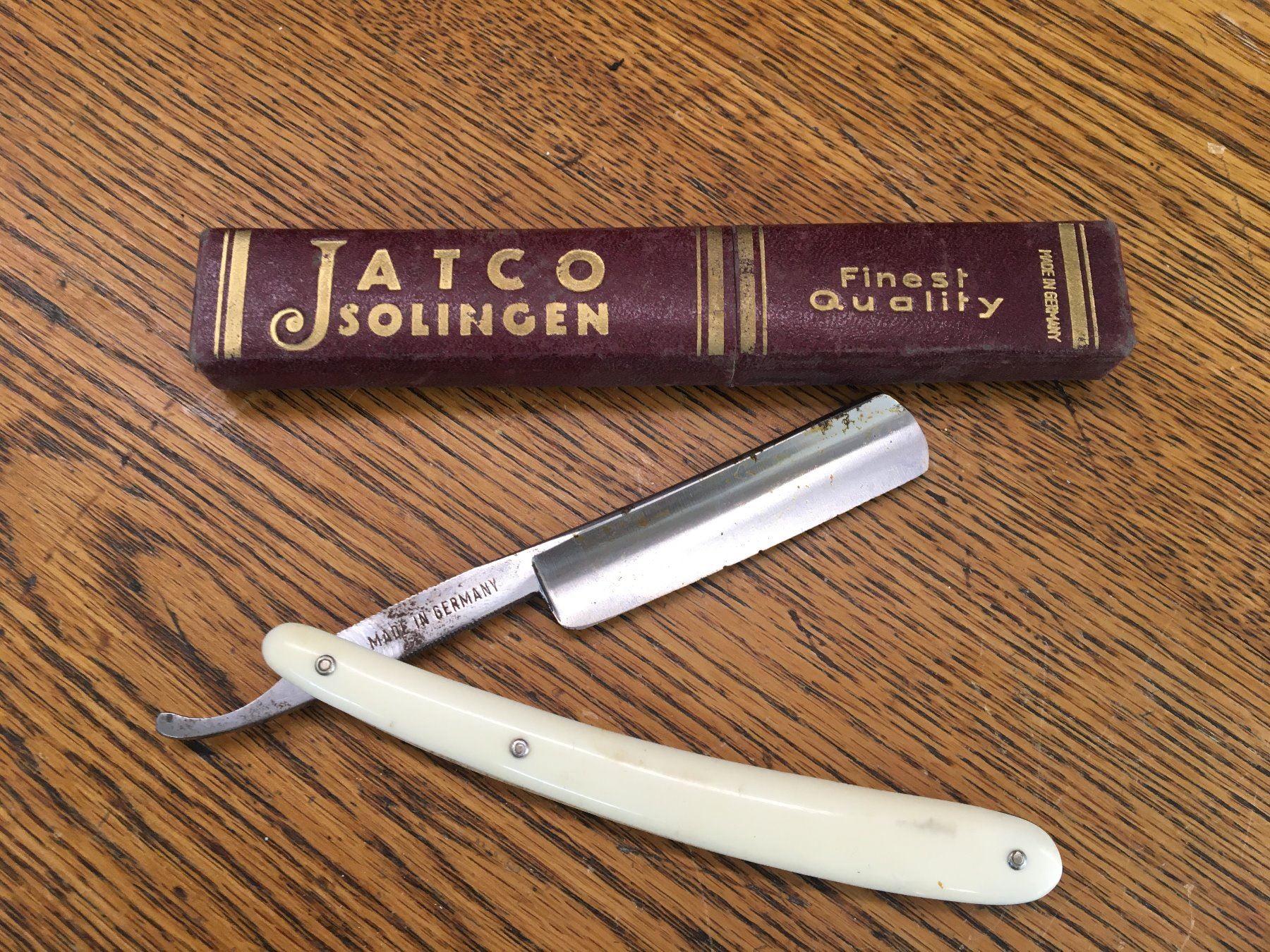 JATCO SOLINGEN STRAIGHT RAZOR AND BOX
