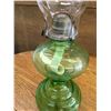 Image 5 : GREEN GLASS ANTIQUE COAL OIL LAMP