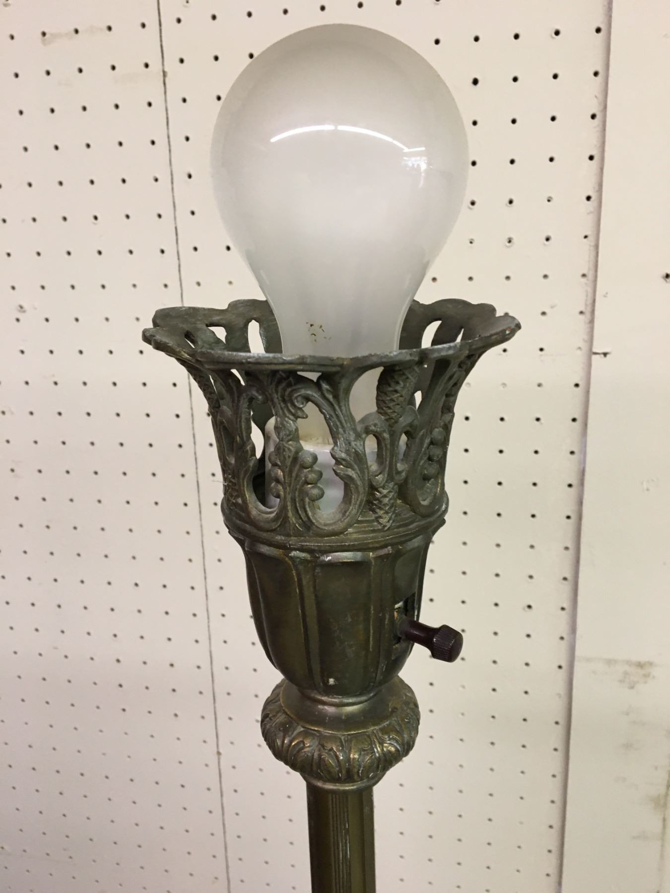 ANTIQUE FLOOR LAMP