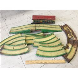 VINTAGE METAL WAKEFIELD CASTROL TOY CAR TRACK (GERMANY) AND TRAIN STATION (ENGLAND)