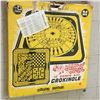 Image 3 : VINTAGE MUNRO GAMES CROKINOLE DOUBLE SIDED GAME BOARD AND BOX