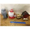 Image 6 : MISC LOT CLOWN PIGGY BANK OWL ETC