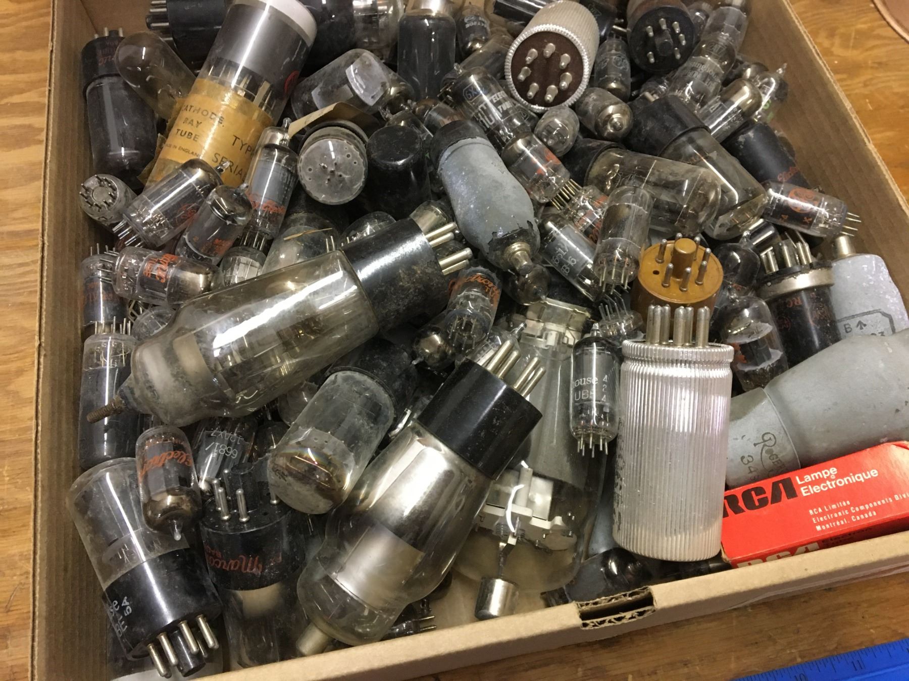 LOT OF OLD RADIO TUBES Schmalz Auctions