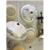 Image 4 : LOT OF VINTAGE LIGHT SHADES AND FIXTURES