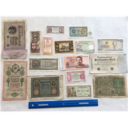LOT OF WORLD BANKNOTES