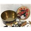 Image 8 : RED ROSE COFFEE TIN WITH KEYS SKELETON KEYS KEYCHAINS ETC