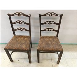 LOT OF 2 OLD CHAIRS