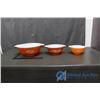 Image 1 : (3) Pyrex Bowls