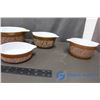 Image 3 : (4) Pyrex Casserole Dishes and a Bowl