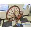 Image 1 : Vintage Wooden Spinning Wheel