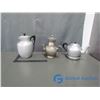 Image 1 : (3) Coffee/Tea Pots