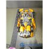 Image 8 : (2) Pairs of Kids Crocs and Toy Cars